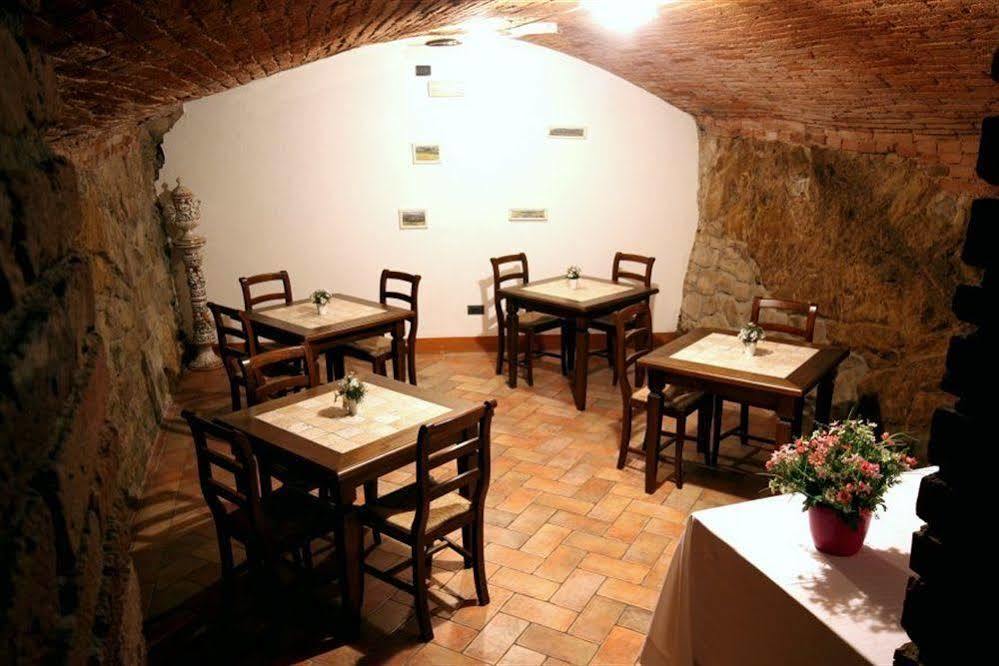 Bed and Breakfast Baldovino Di Monte Монте-Сан-Савино Экстерьер фото